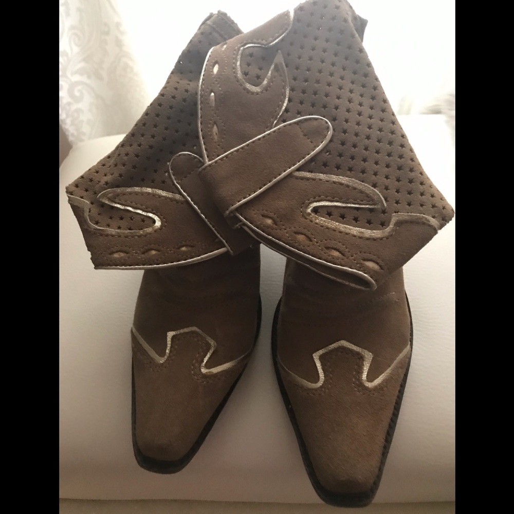 SuedeTan with gold trim Cowboy boots